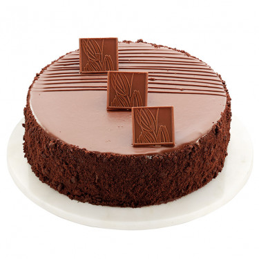 Swiss Milk Chocolate Cake Made With Lindt